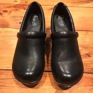 BOC Black NADIYYA Clogs